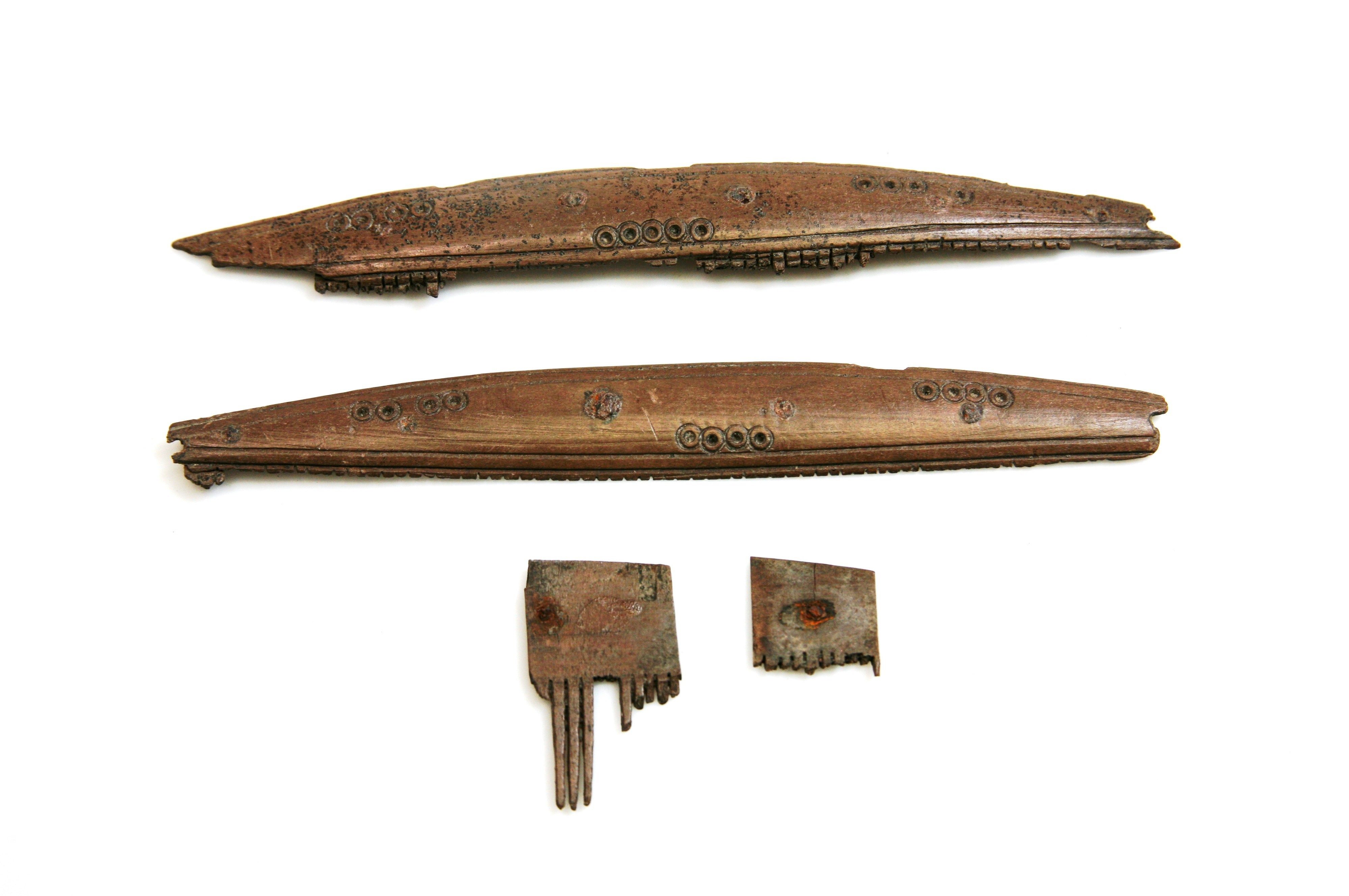 Foto van drielagen:eenzijdig getand