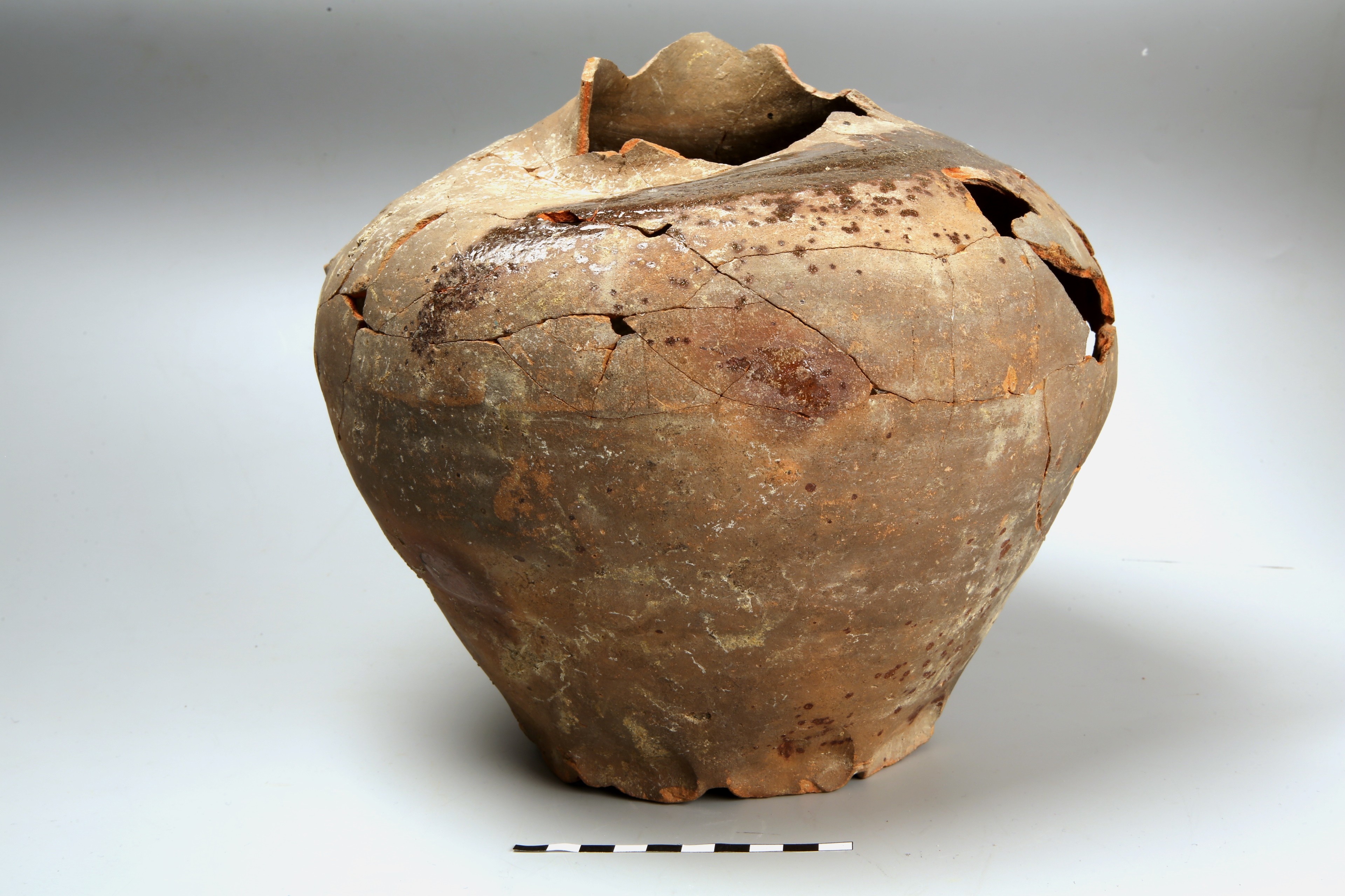 Nog een foto van  Roodbakkend geglazuurd:kan