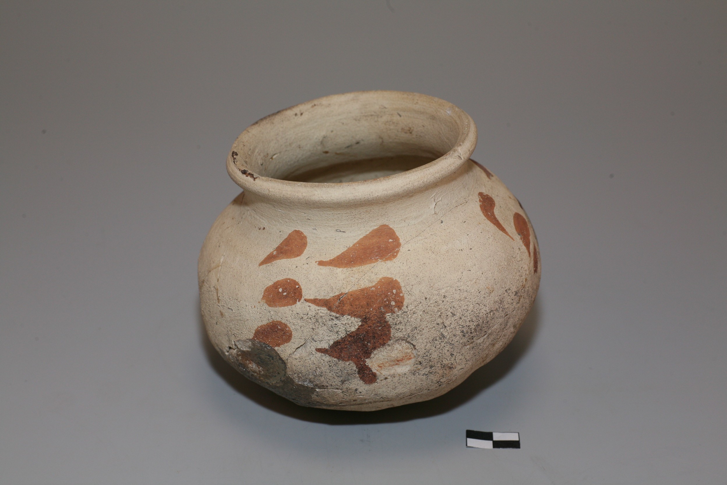 Nog een foto van  Pingsdorf geelwitbakkend:pot, bolvormig