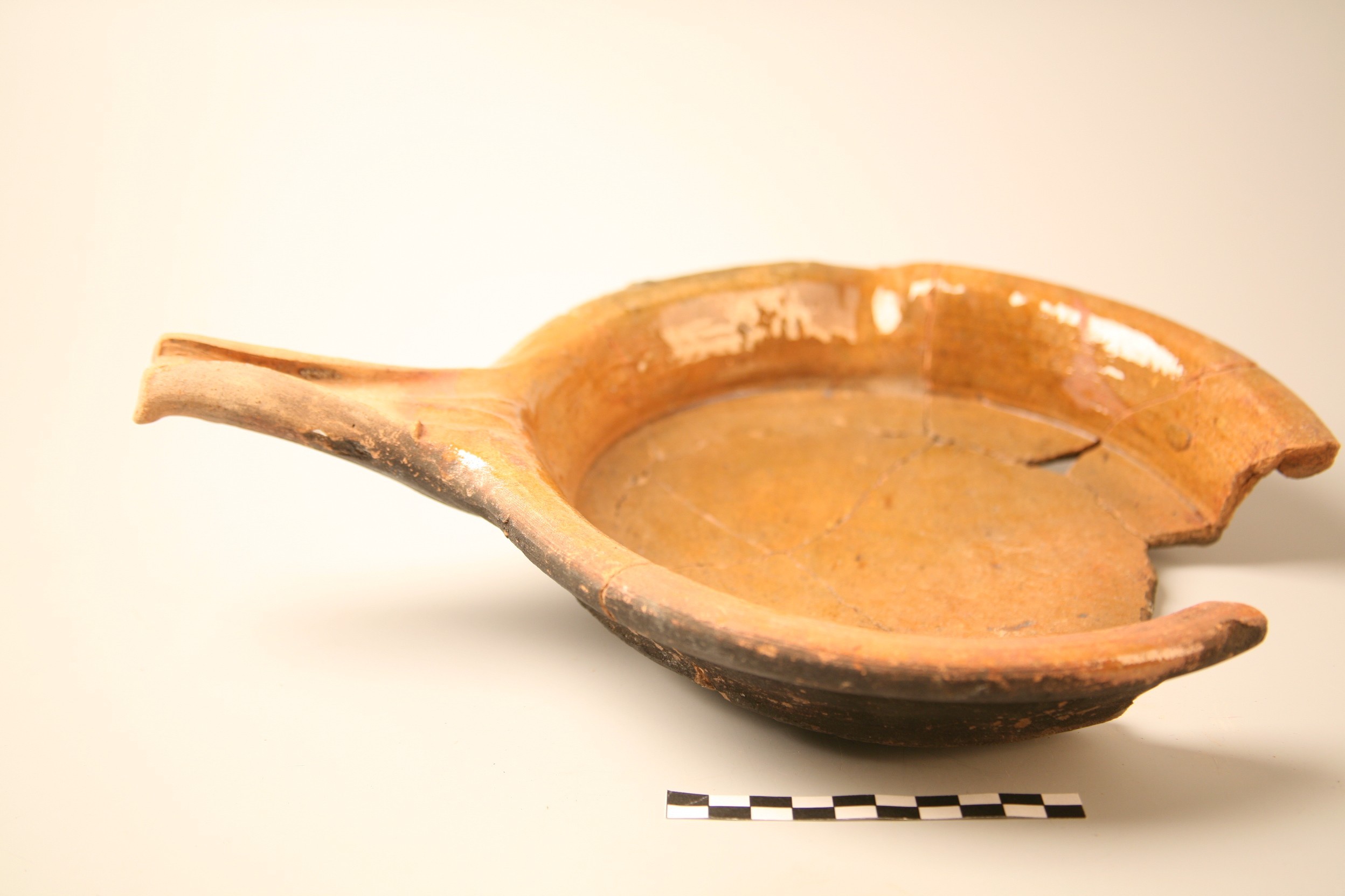 Nog een foto van  Roodbakkend geglazuurd:steelpan