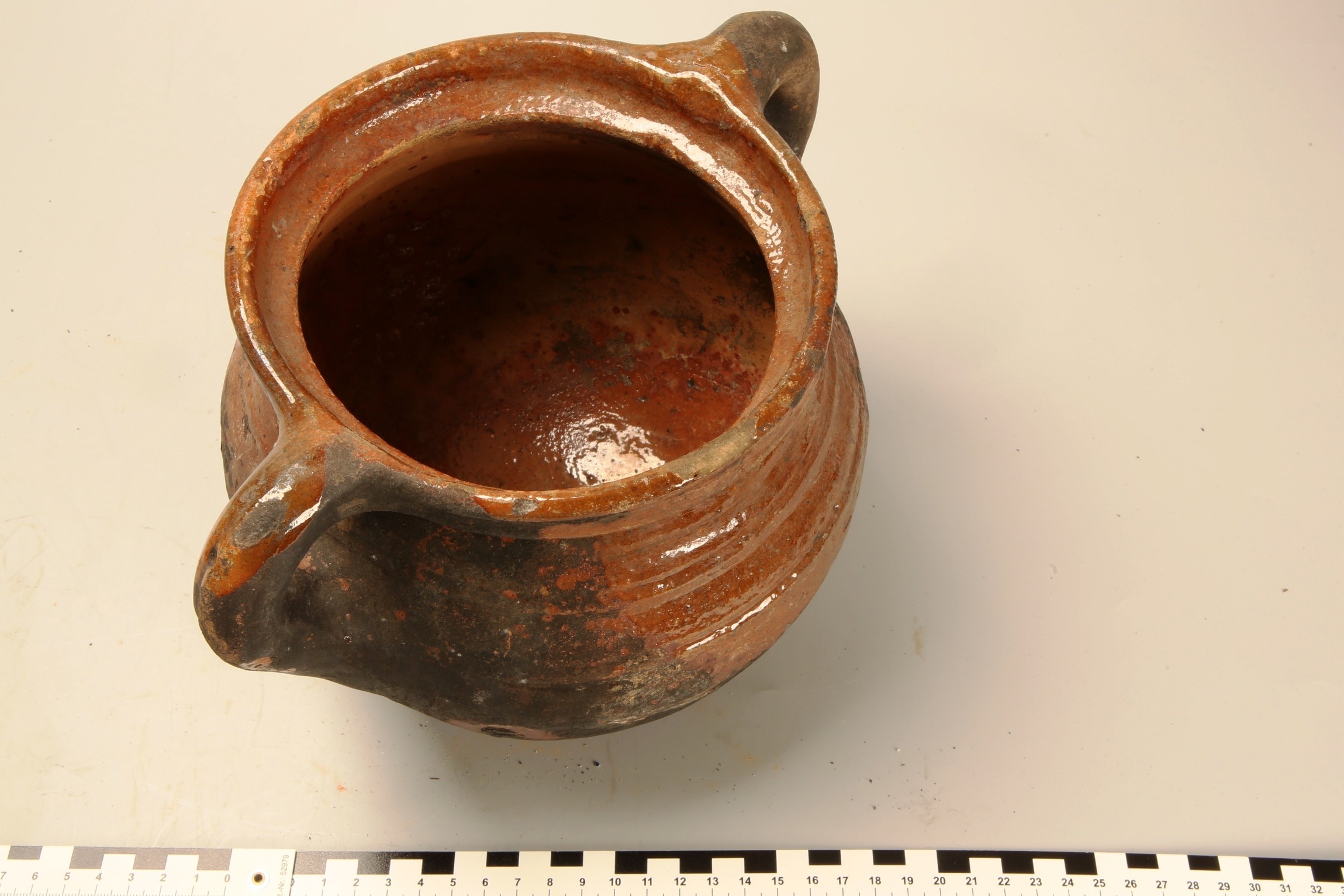 Nog een foto van  Roodbakkend geglazuurd:grape