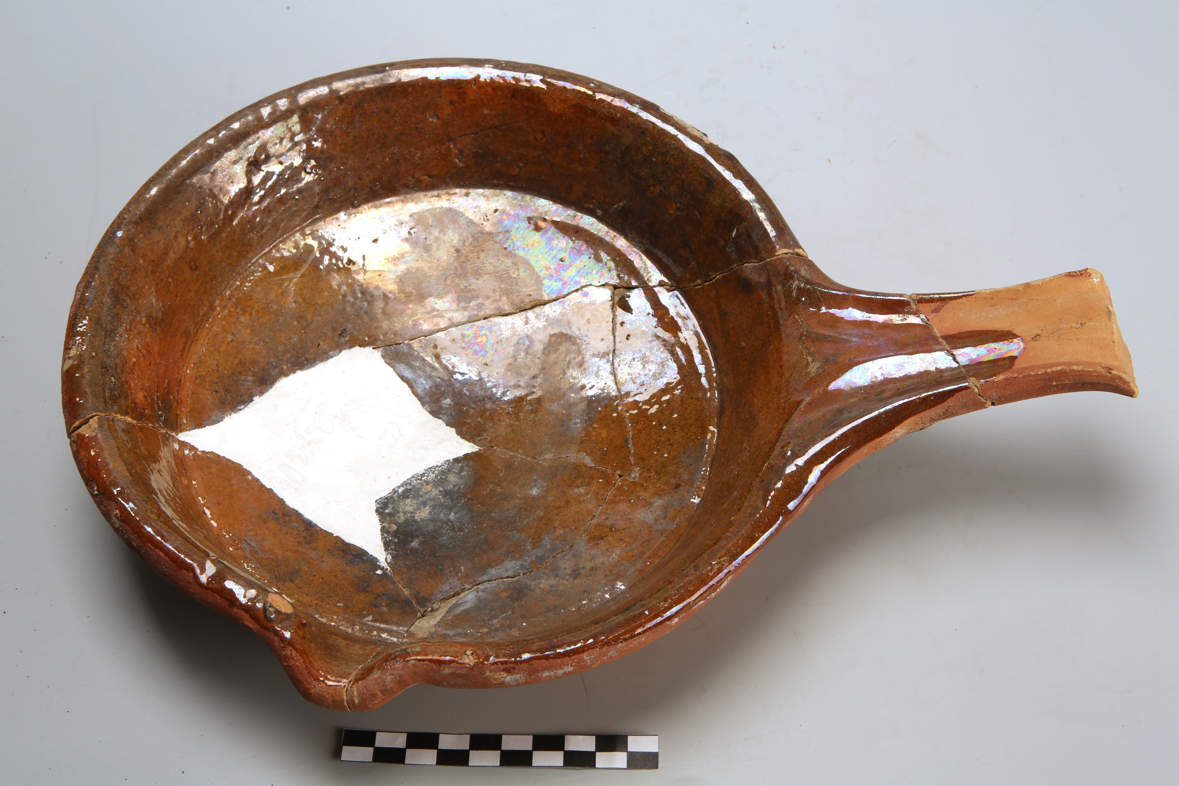 Nog een foto van  Roodbakkend geglazuurd:steelpan