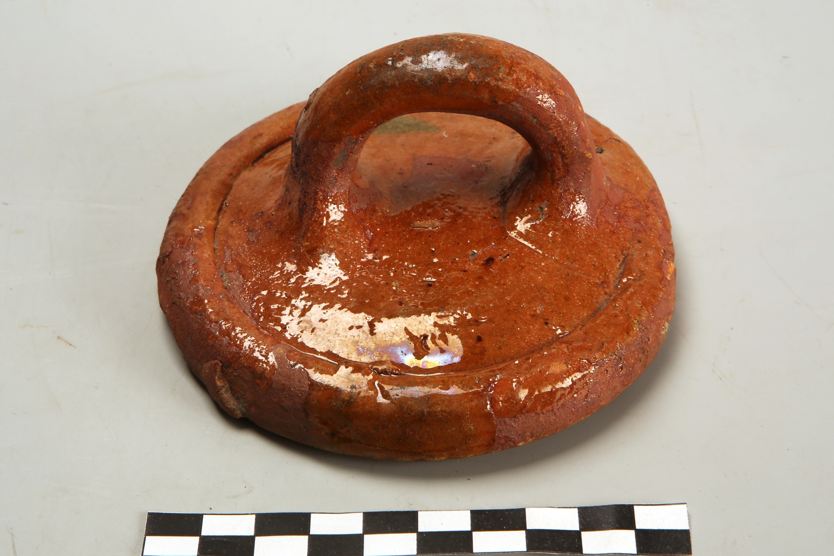 Nog een foto van  Roodbakkend (geglazuurd):deksel