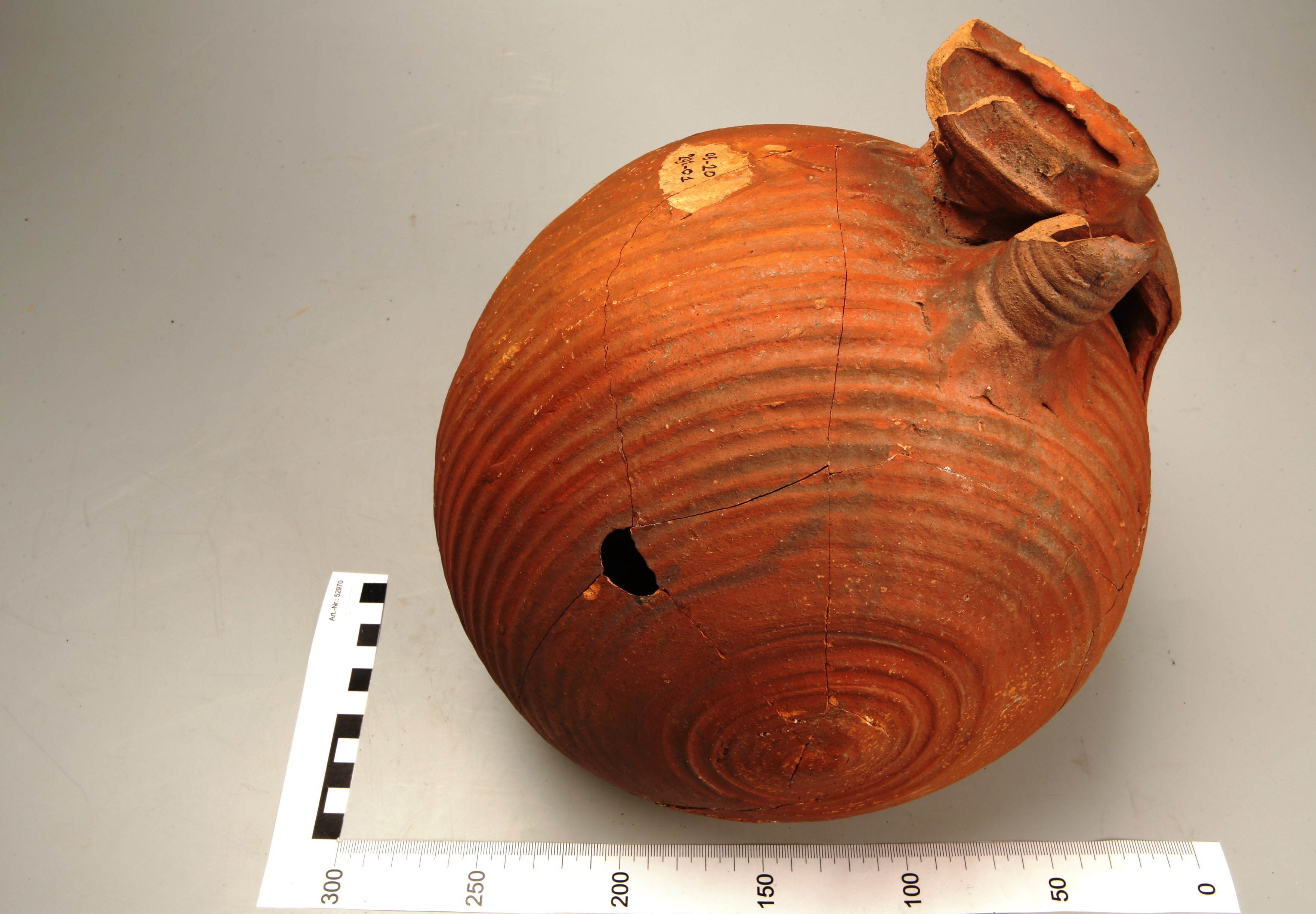 Foto van Proto-steengoed:veldfles