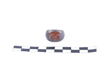 Foto van zegelring/ring met steen